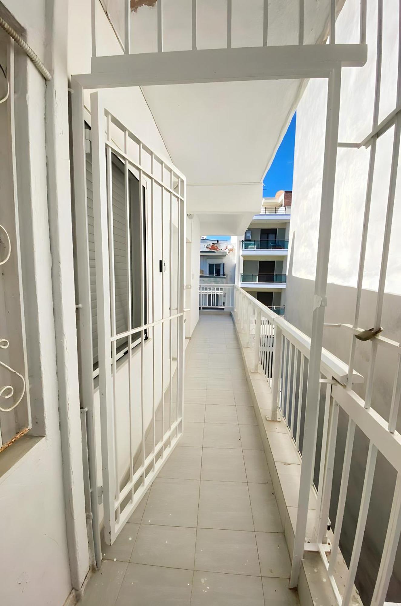 Nouri Schoene Wohnung In Direkter Strandnaehe, Schnelles Internet, Freies Parken, Nahe Flughafen Peraía Exterior foto